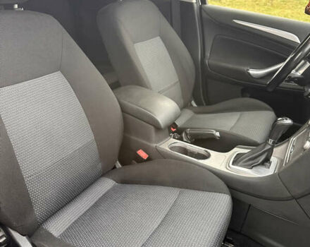 Серый Форд Мондео, объемом двигателя 2 л и пробегом 240 тыс. км за 6600 $, фото 25 на Automoto.ua