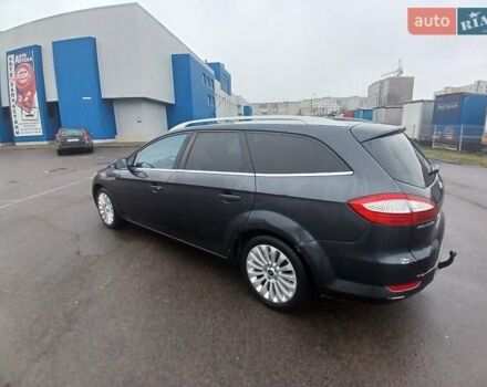 Сірий Форд Мондео, об'ємом двигуна 2 л та пробігом 218 тис. км за 4650 $, фото 1 на Automoto.ua