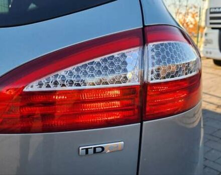 Серый Форд Мондео, объемом двигателя 2 л и пробегом 303 тыс. км за 7499 $, фото 12 на Automoto.ua