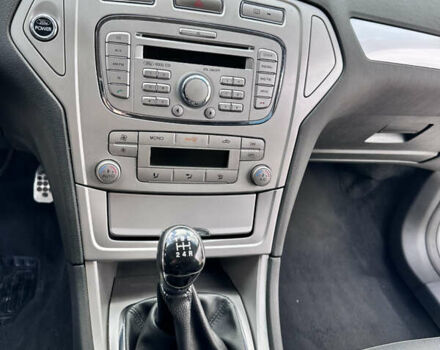 Серый Форд Мондео, объемом двигателя 1.6 л и пробегом 210 тыс. км за 6500 $, фото 8 на Automoto.ua