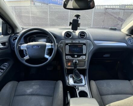 Сірий Форд Мондео, об'ємом двигуна 2 л та пробігом 310 тис. км за 3000 $, фото 10 на Automoto.ua