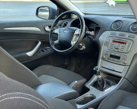Серый Форд Мондео, объемом двигателя 0 л и пробегом 123 тыс. км за 3200 $, фото 4 на Automoto.ua