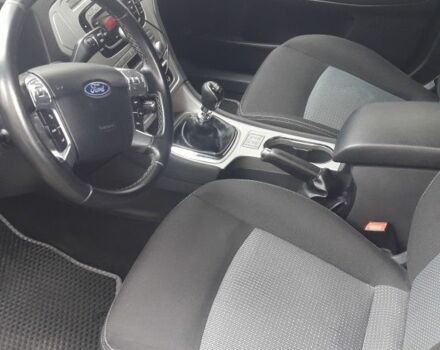 Серый Форд Мондео, объемом двигателя 2 л и пробегом 241 тыс. км за 7100 $, фото 5 на Automoto.ua