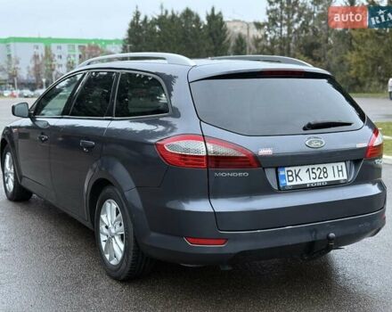 Серый Форд Мондео, объемом двигателя 2 л и пробегом 280 тыс. км за 5450 $, фото 19 на Automoto.ua
