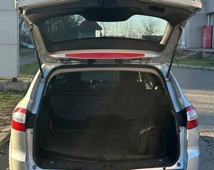 Серый Форд Мондео, объемом двигателя 2 л и пробегом 253 тыс. км за 6500 $, фото 4 на Automoto.ua