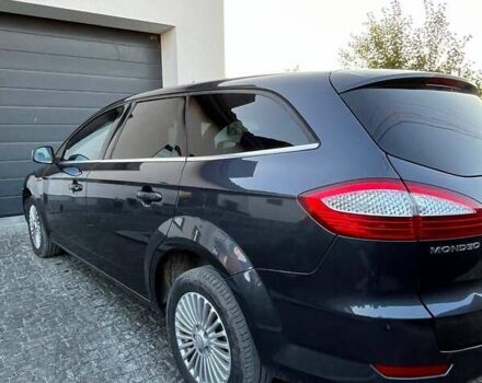 Серый Форд Мондео, объемом двигателя 2 л и пробегом 204 тыс. км за 7500 $, фото 4 на Automoto.ua