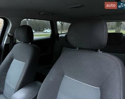 Серый Форд Мондео, объемом двигателя 2 л и пробегом 280 тыс. км за 5450 $, фото 44 на Automoto.ua