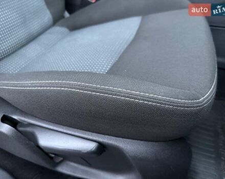 Серый Форд Мондео, объемом двигателя 2 л и пробегом 280 тыс. км за 5450 $, фото 26 на Automoto.ua