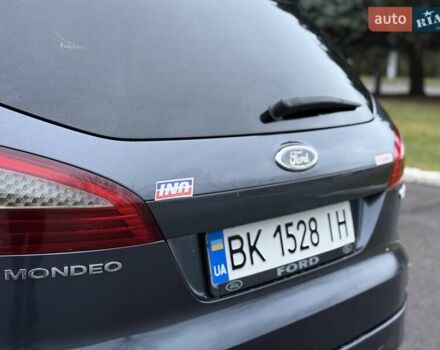 Серый Форд Мондео, объемом двигателя 2 л и пробегом 280 тыс. км за 5450 $, фото 20 на Automoto.ua