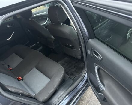 Серый Форд Мондео, объемом двигателя 2 л и пробегом 316 тыс. км за 5000 $, фото 1 на Automoto.ua