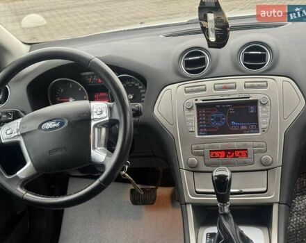 Серый Форд Мондео, объемом двигателя 2 л и пробегом 330 тыс. км за 5800 $, фото 19 на Automoto.ua