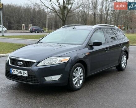 Серый Форд Мондео, объемом двигателя 2 л и пробегом 280 тыс. км за 5450 $, фото 4 на Automoto.ua