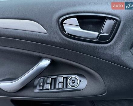 Серый Форд Мондео, объемом двигателя 2 л и пробегом 280 тыс. км за 5450 $, фото 49 на Automoto.ua