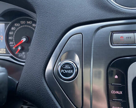 Серый Форд Мондео, объемом двигателя 2 л и пробегом 272 тыс. км за 6900 $, фото 23 на Automoto.ua