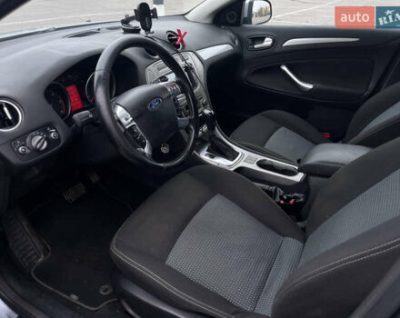 Серый Форд Мондео, объемом двигателя 2 л и пробегом 250 тыс. км за 7000 $, фото 30 на Automoto.ua