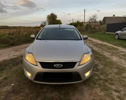 Серый Форд Мондео, объемом двигателя 2 л и пробегом 400 тыс. км за 3200 $, фото 1 на Automoto.ua