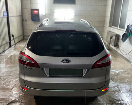 Серый Форд Мондео, объемом двигателя 2 л и пробегом 40 тыс. км за 8300 $, фото 3 на Automoto.ua