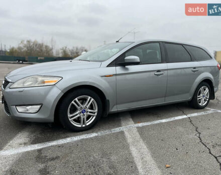Серый Форд Мондео, объемом двигателя 2 л и пробегом 250 тыс. км за 7000 $, фото 9 на Automoto.ua