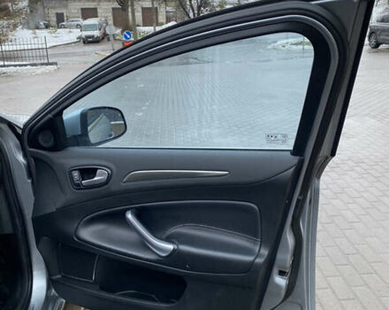 Серый Форд Мондео, объемом двигателя 2 л и пробегом 272 тыс. км за 6900 $, фото 12 на Automoto.ua