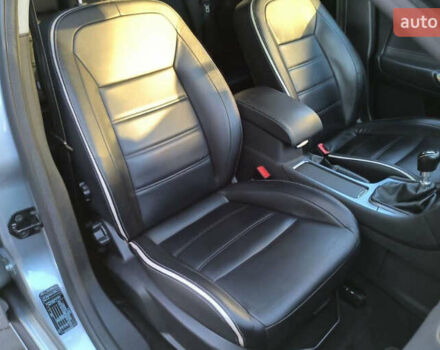 Сірий Форд Мондео, об'ємом двигуна 1.56 л та пробігом 258 тис. км за 8300 $, фото 5 на Automoto.ua