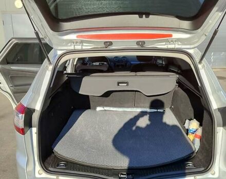 Серый Форд Мондео, объемом двигателя 2 л и пробегом 255 тыс. км за 8500 $, фото 11 на Automoto.ua