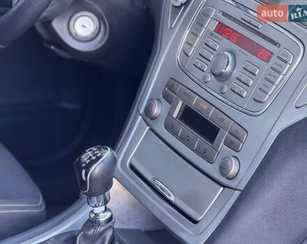 Серый Форд Мондео, объемом двигателя 2 л и пробегом 240 тыс. км за 6450 $, фото 14 на Automoto.ua