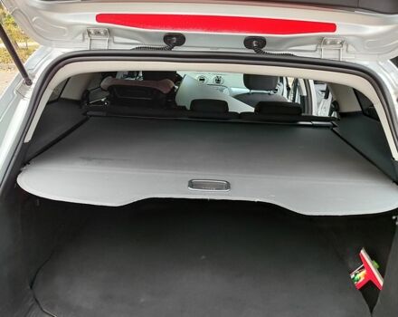 Сірий Форд Мондео, об'ємом двигуна 2 л та пробігом 262 тис. км за 8300 $, фото 21 на Automoto.ua