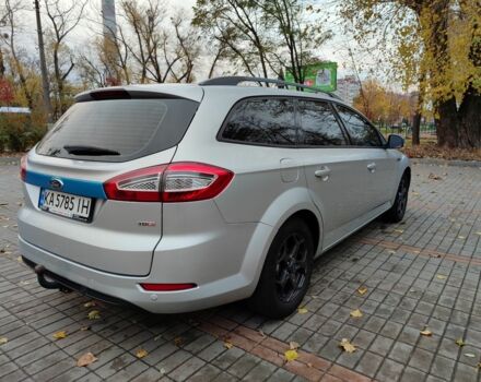 Сірий Форд Мондео, об'ємом двигуна 2 л та пробігом 262 тис. км за 8300 $, фото 6 на Automoto.ua