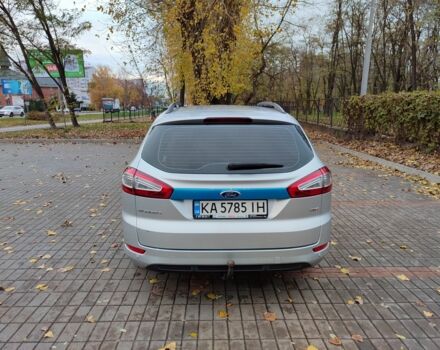 Сірий Форд Мондео, об'ємом двигуна 2 л та пробігом 262 тис. км за 8300 $, фото 5 на Automoto.ua