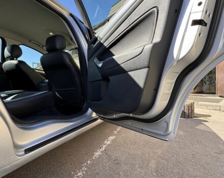 Серый Форд Мондео, объемом двигателя 2 л и пробегом 310 тыс. км за 7200 $, фото 12 на Automoto.ua