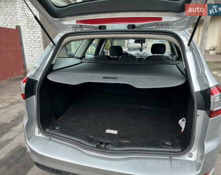 Серый Форд Мондео, объемом двигателя 2 л и пробегом 202 тыс. км за 6400 $, фото 15 на Automoto.ua