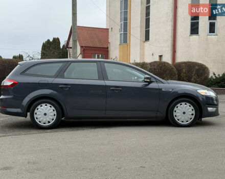 Серый Форд Мондео, объемом двигателя 1.6 л и пробегом 235 тыс. км за 7600 $, фото 7 на Automoto.ua