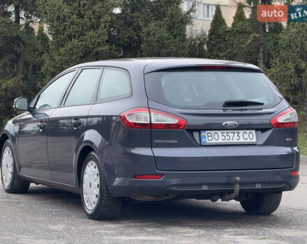 Серый Форд Мондео, объемом двигателя 1.6 л и пробегом 235 тыс. км за 7600 $, фото 4 на Automoto.ua