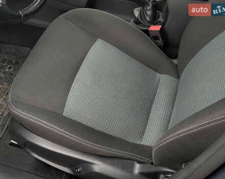 Серый Форд Мондео, объемом двигателя 1.6 л и пробегом 235 тыс. км за 7600 $, фото 16 на Automoto.ua