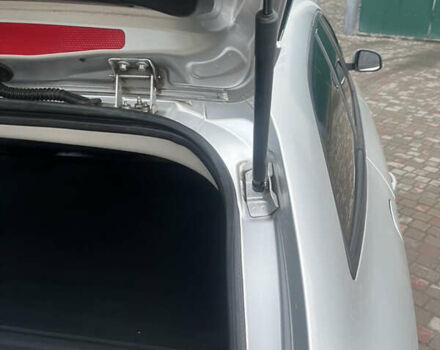 Сірий Форд Мондео, об'ємом двигуна 2 л та пробігом 218 тис. км за 6799 $, фото 43 на Automoto.ua