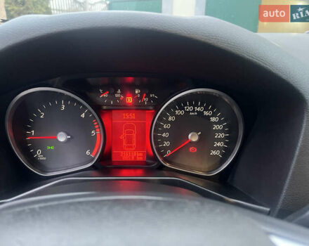 Сірий Форд Мондео, об'ємом двигуна 2 л та пробігом 218 тис. км за 6799 $, фото 56 на Automoto.ua