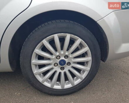 Сірий Форд Мондео, об'ємом двигуна 2 л та пробігом 205 тис. км за 8900 $, фото 13 на Automoto.ua