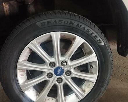 Серый Форд Мондео, объемом двигателя 2 л и пробегом 215 тыс. км за 5895 $, фото 2 на Automoto.ua