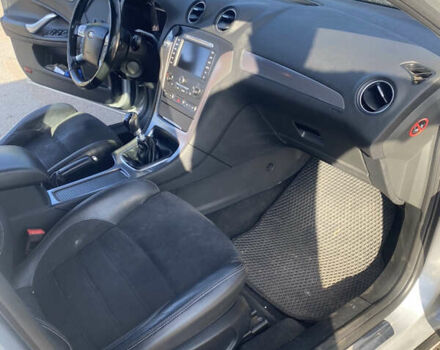 Серый Форд Мондео, объемом двигателя 1.56 л и пробегом 270 тыс. км за 9800 $, фото 7 на Automoto.ua