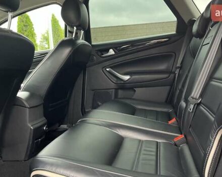 Сірий Форд Мондео, об'ємом двигуна 2 л та пробігом 216 тис. км за 10799 $, фото 44 на Automoto.ua