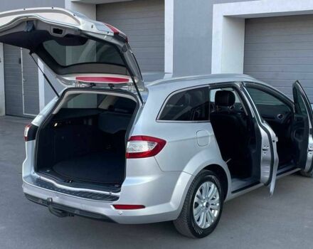 Серый Форд Мондео, объемом двигателя 2 л и пробегом 216 тыс. км за 10799 $, фото 9 на Automoto.ua