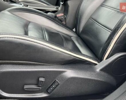 Сірий Форд Мондео, об'ємом двигуна 2 л та пробігом 216 тис. км за 10799 $, фото 29 на Automoto.ua