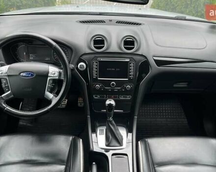 Сірий Форд Мондео, об'ємом двигуна 2 л та пробігом 216 тис. км за 10799 $, фото 1 на Automoto.ua