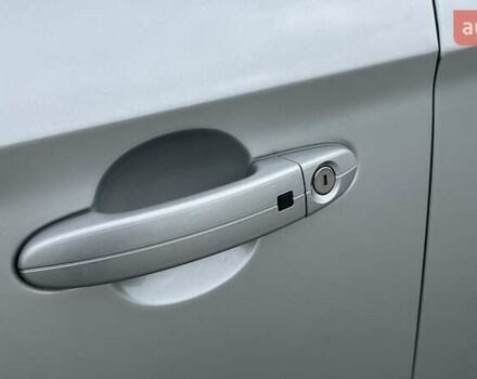 Сірий Форд Мондео, об'ємом двигуна 2 л та пробігом 216 тис. км за 10799 $, фото 22 на Automoto.ua