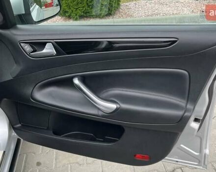 Сірий Форд Мондео, об'ємом двигуна 2 л та пробігом 216 тис. км за 10799 $, фото 37 на Automoto.ua