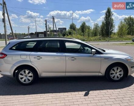 Серый Форд Мондео, объемом двигателя 2 л и пробегом 245 тыс. км за 7500 $, фото 9 на Automoto.ua