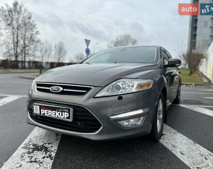 Серый Форд Мондео, объемом двигателя 2 л и пробегом 250 тыс. км за 7299 $, фото 6 на Automoto.ua