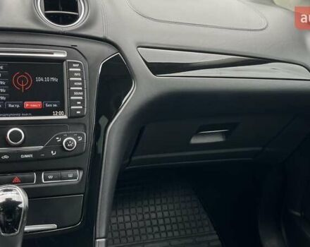 Сірий Форд Мондео, об'ємом двигуна 2 л та пробігом 216 тис. км за 10799 $, фото 24 на Automoto.ua