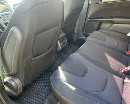 Серый Форд Мондео, объемом двигателя 2 л и пробегом 250 тыс. км за 11800 $, фото 14 на Automoto.ua