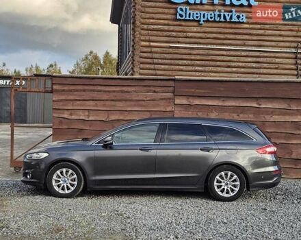 Сірий Форд Мондео, об'ємом двигуна 2 л та пробігом 249 тис. км за 11300 $, фото 2 на Automoto.ua